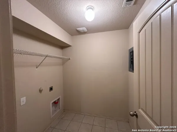 $194,900 | 1412 Birmingham Drive, Seguin, TX 78155