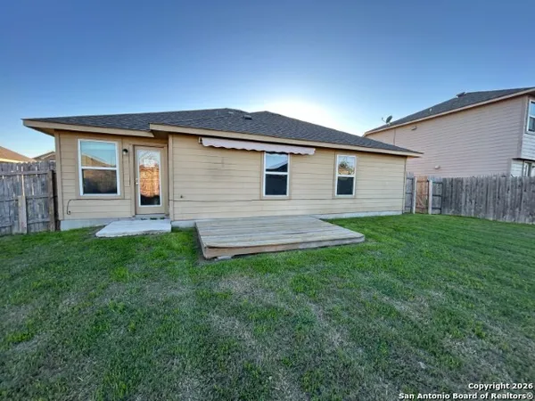 $194,900 | 1412 Birmingham Drive, Seguin, TX 78155
