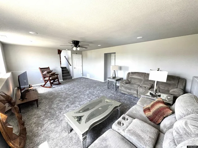 $395,000 | 4714 Latigo Lp Road, Torrington, WY 82240