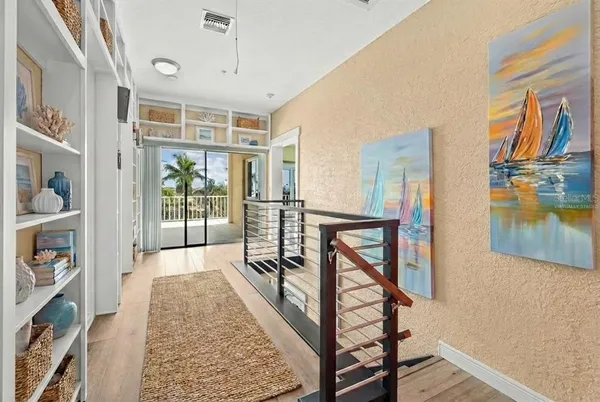 $3,200,000 | 614 Norton Street, Longboat Key, FL 34228