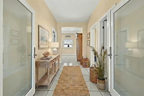 $3,200,000 | 614 Norton Street, Longboat Key, FL 34228