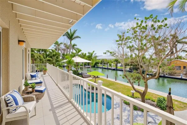 $3,200,000 | 614 Norton Street, Longboat Key, FL 34228