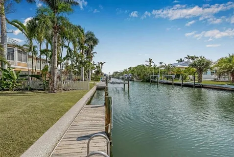 $3,200,000 | 614 Norton Street, Longboat Key, FL 34228