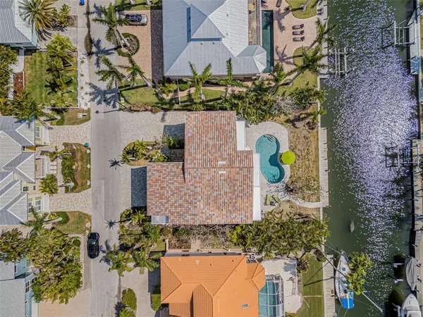 $3,200,000 | 614 Norton Street, Longboat Key, FL 34228