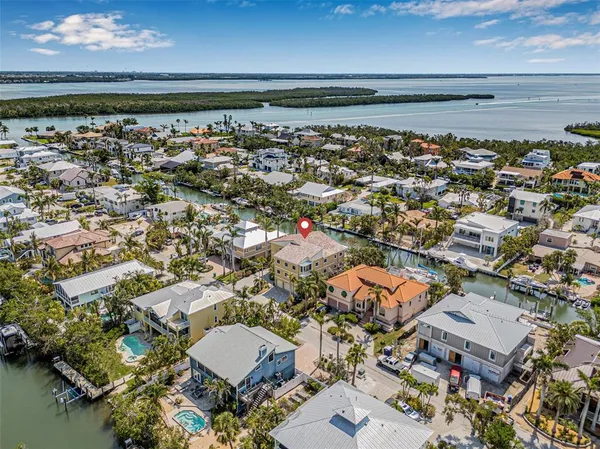 $3,200,000 | 614 Norton Street, Longboat Key, FL 34228