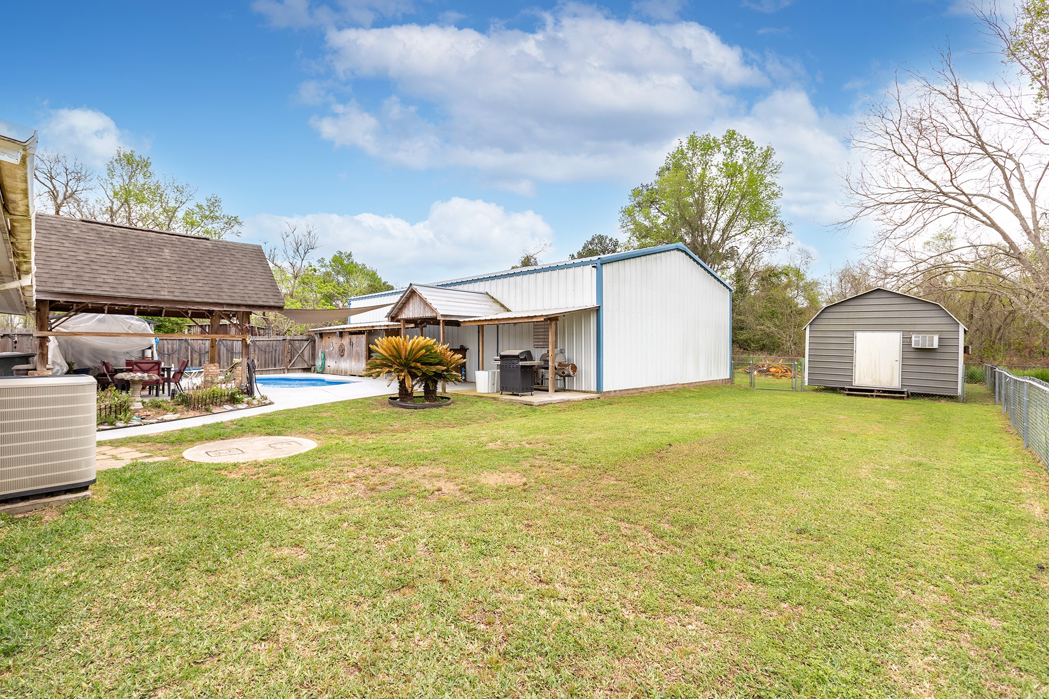 53 County Road 147 Liberty, TX 77575 - Photo 37 of 48