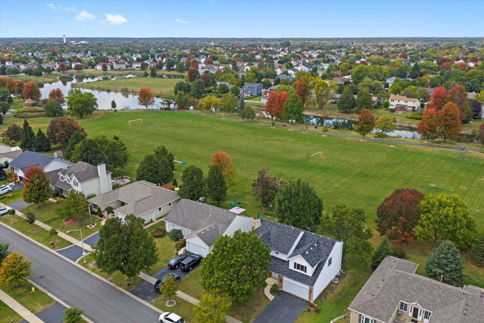 497 Pheasant Chase Drive Bolingbrook, IL 60490 - Photo 26 of 33 an aerial view of multiple house