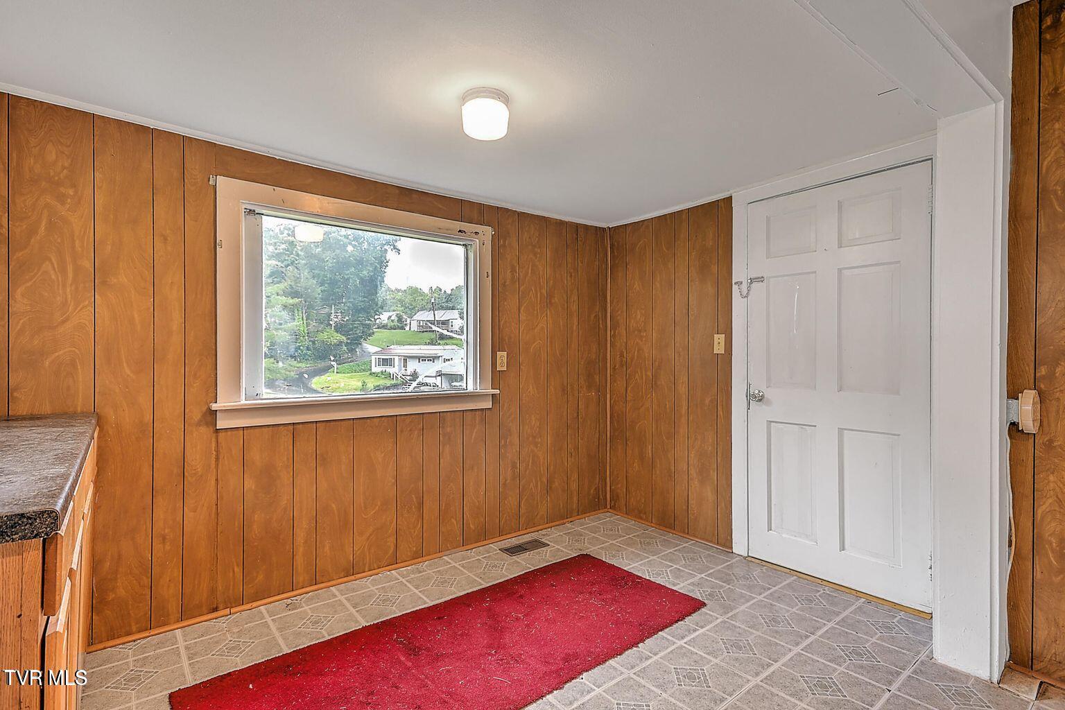 208 Gravely Road Kingsport, TN 37665 - Photo 20 of 25 20240606232753341854000000-o