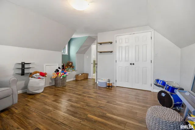 $155,000 | 1418 East County Road 750 East, Carmi, IL 62821