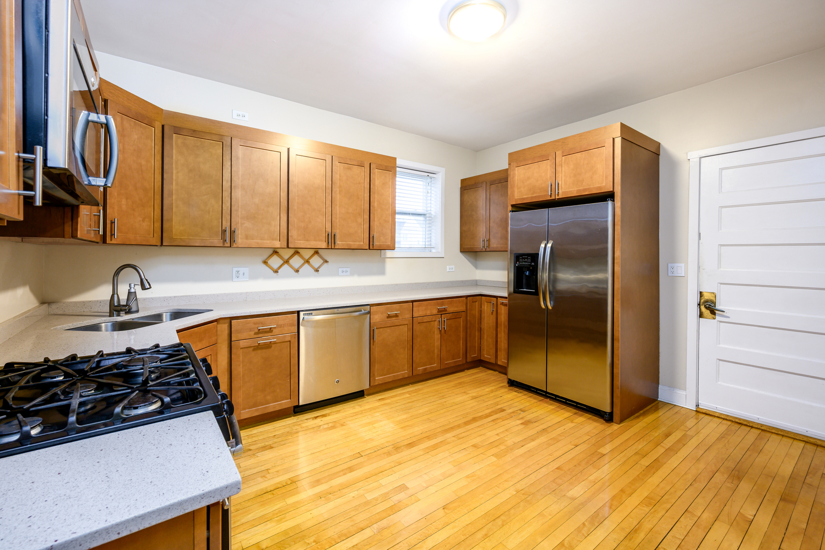 4328 North Springfield Avenue Chicago, IL 60618 - Photo 19 of 28 Gallery Image 19