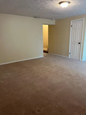 $2,600 | 7459 Aspenpark Road, Lorton, VA 22079