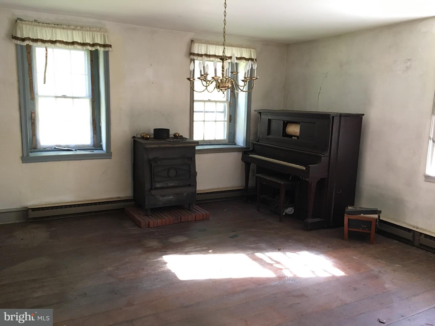 849 Forgedale Road Barto, PA 19504 - Photo 7 of 21 Gallery Image 7