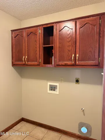 $359,900 | 1999 Edgewood Boulevard, Hernando, MS 38632