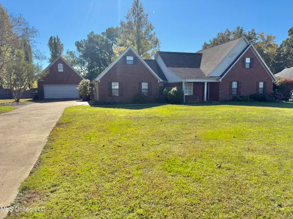 $349,000 | 1999 Edgewood Boulevard, Hernando, MS 38632