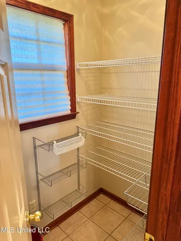 $359,900 | 1999 Edgewood Boulevard, Hernando, MS 38632