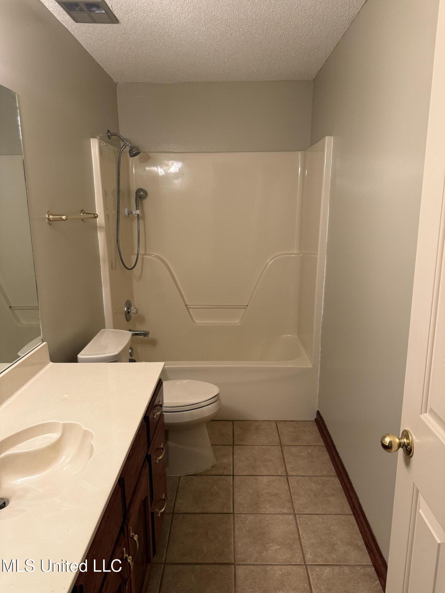 1999 Edgewood Boulevard Hernando, MS 38632 - Photo 46 of 52 IMG_1452