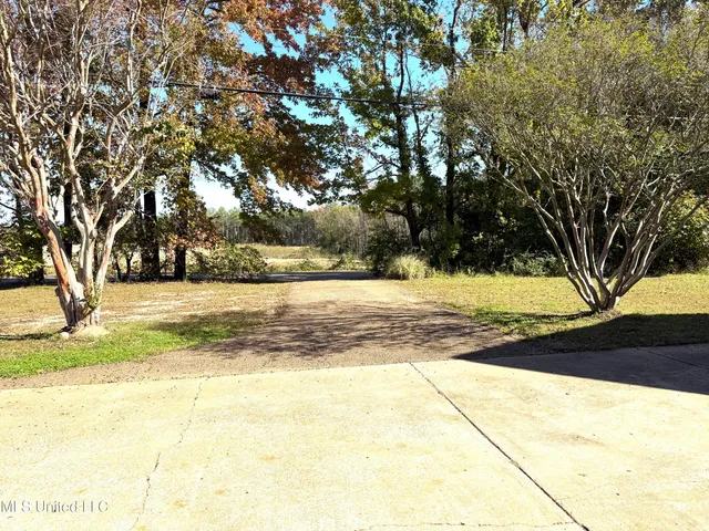 $359,900 | 1999 Edgewood Boulevard, Hernando, MS 38632