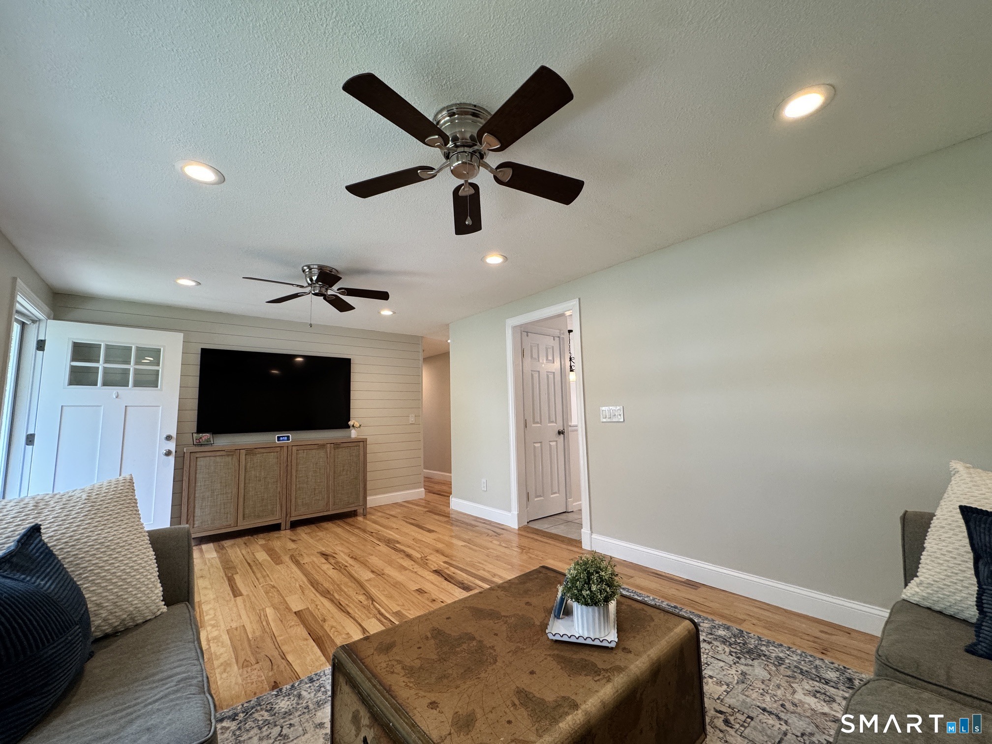 93 Georgia Road Montville, CT 06370 - Photo 7 of 38