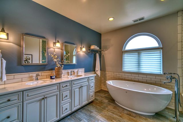 a outdoor view with a sitting space