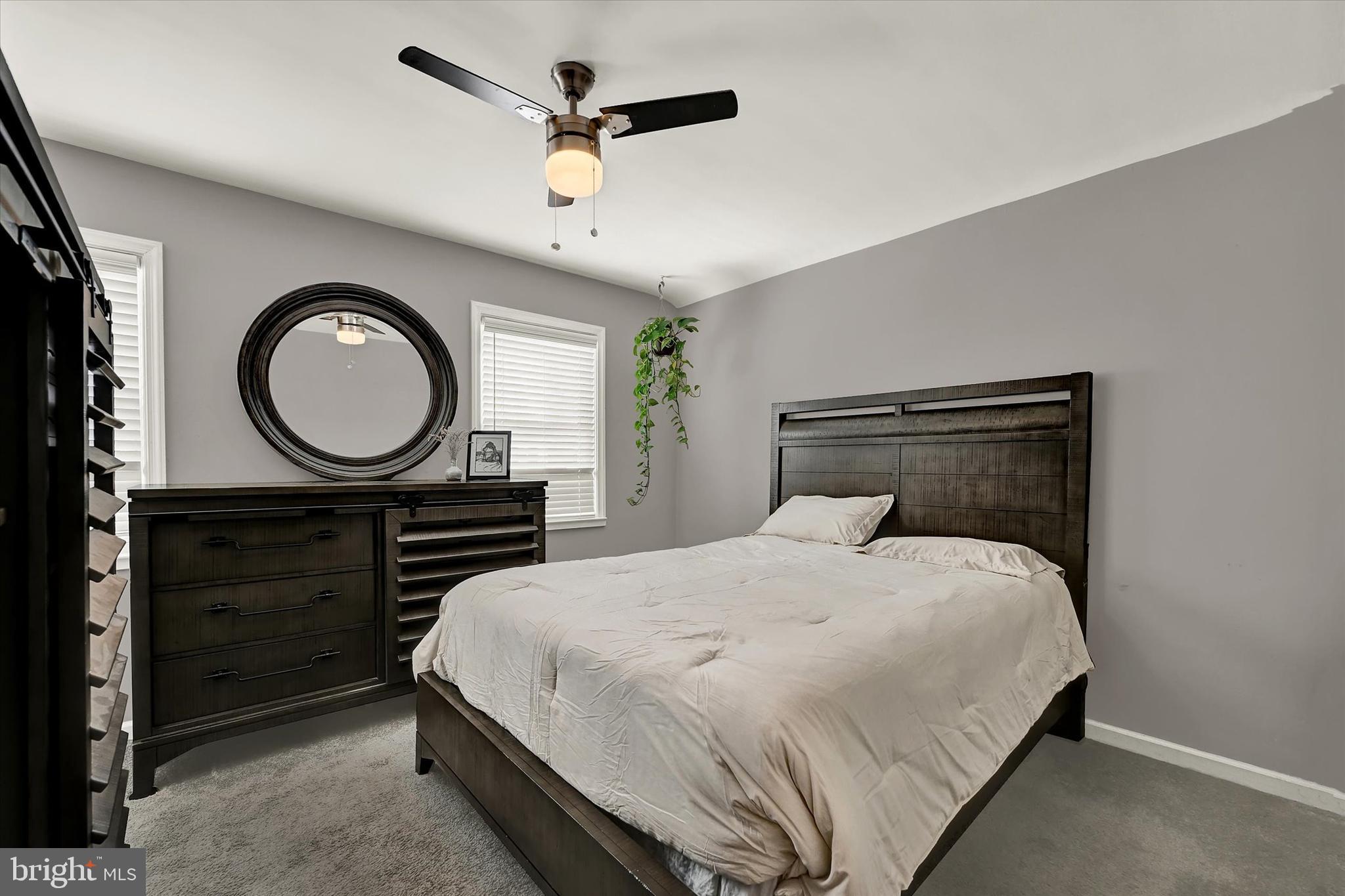 3482 Dunhaven Road Dundalk, MD 21222 - Photo 15 of 33 a bedroom with a bed and a closet