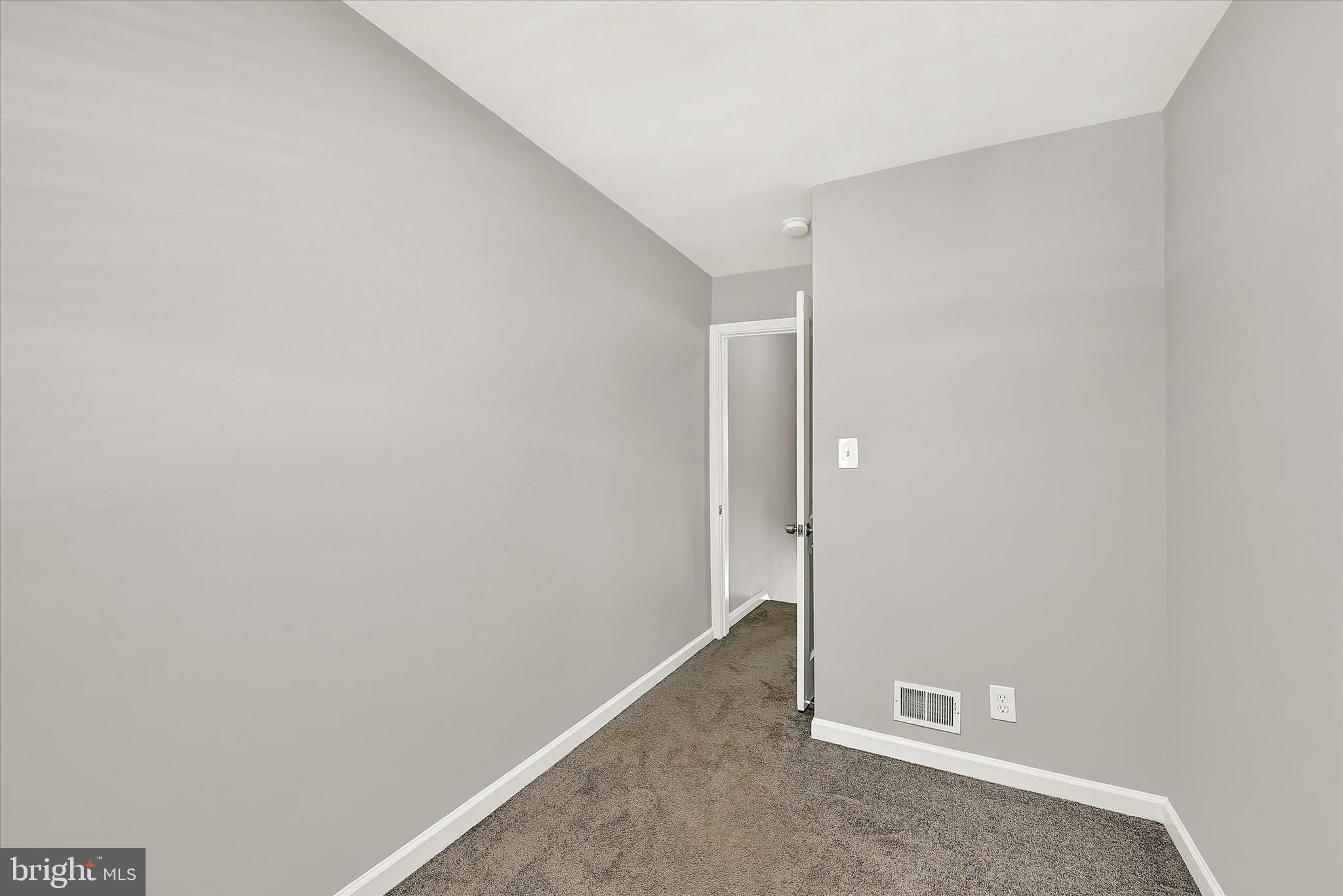 3482 Dunhaven Road Dundalk, MD 21222 - Photo 20 of 33 a view of an empty room