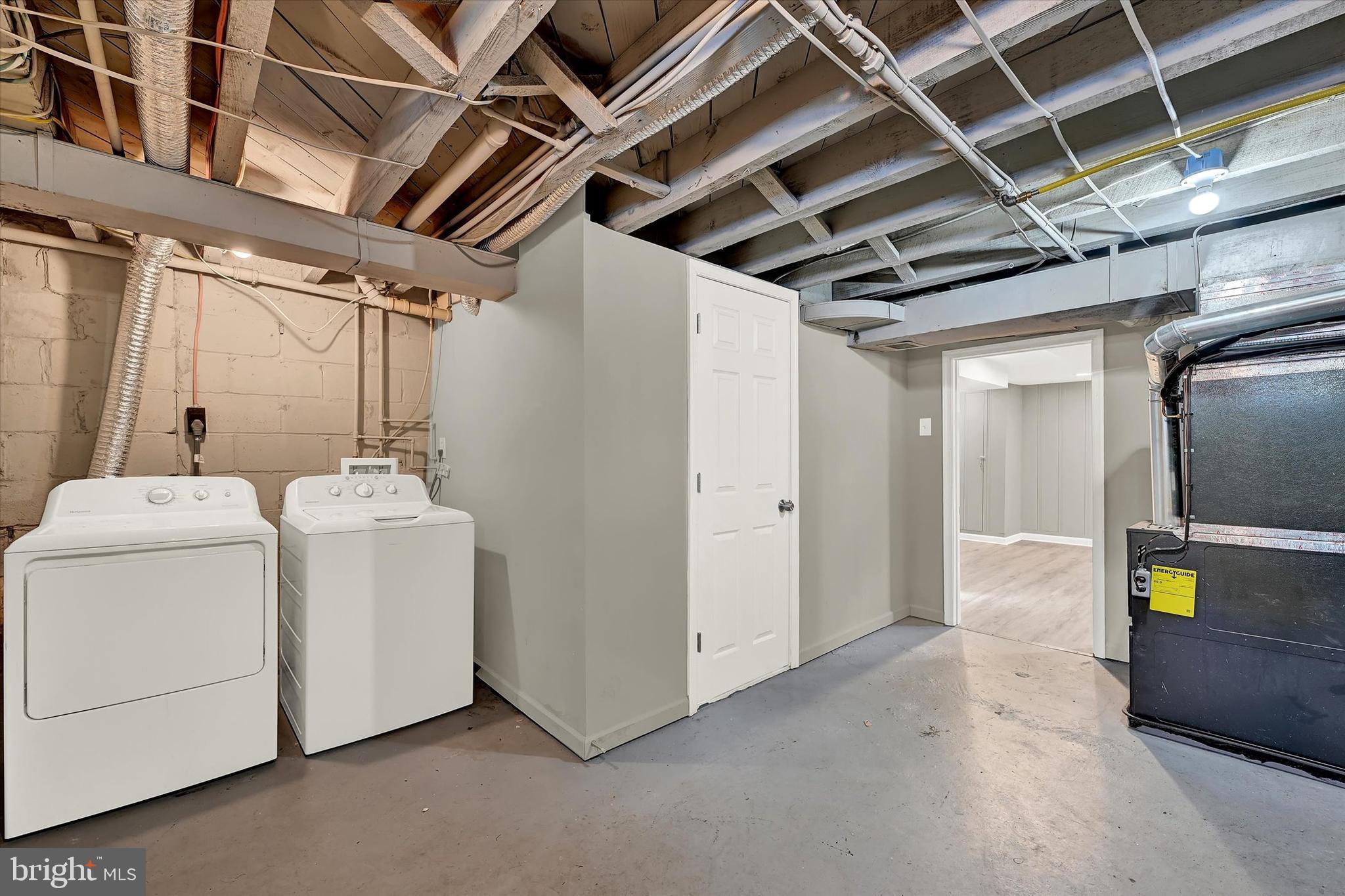 3482 Dunhaven Road Dundalk, MD 21222 - Photo 25 of 33 a utility room with dryer and washer