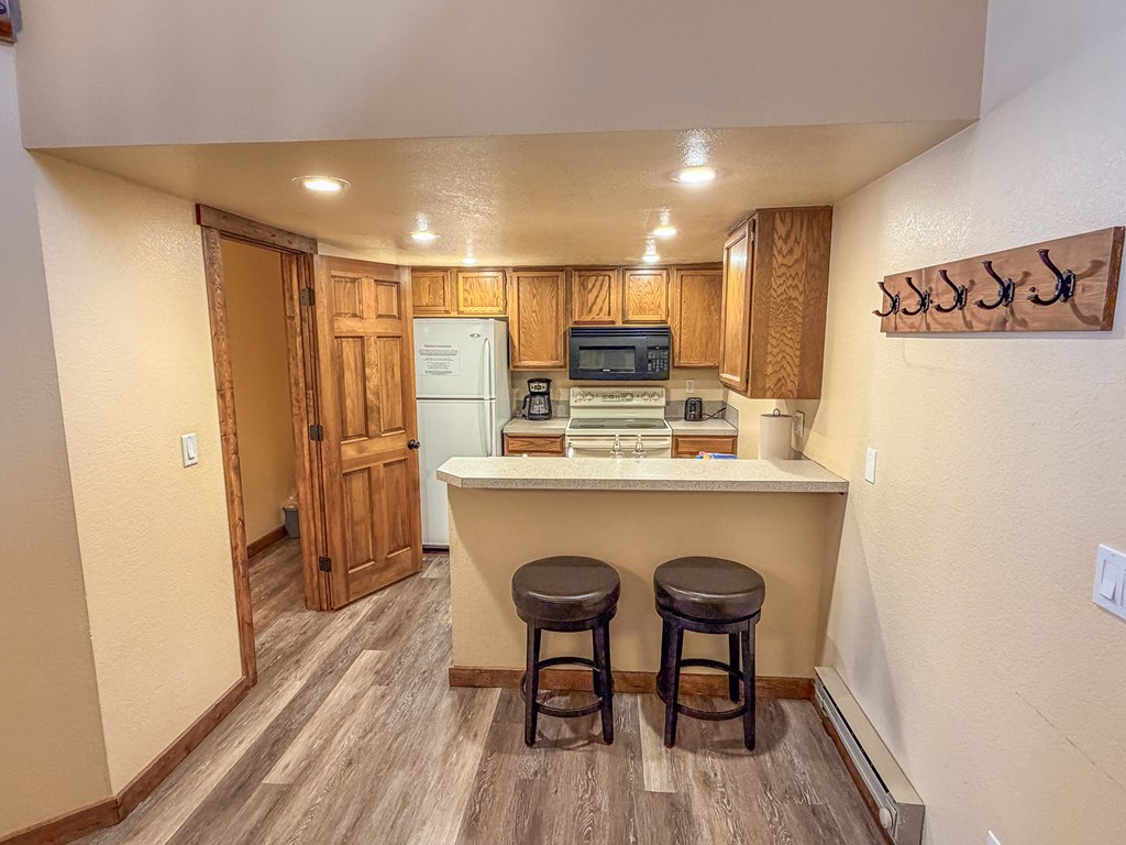 1607 Davis Avenue, Unit E12 McCall, ID 83638 - Photo 4 of 29