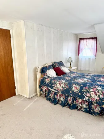 $465,000 | 107 Zoar Place, Middlesex, NJ 08846