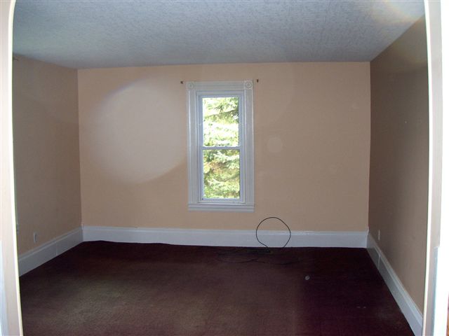 3885 Croswell Road Croswell, MI 48422 - Photo 11 of 18 31075940-10.JPG