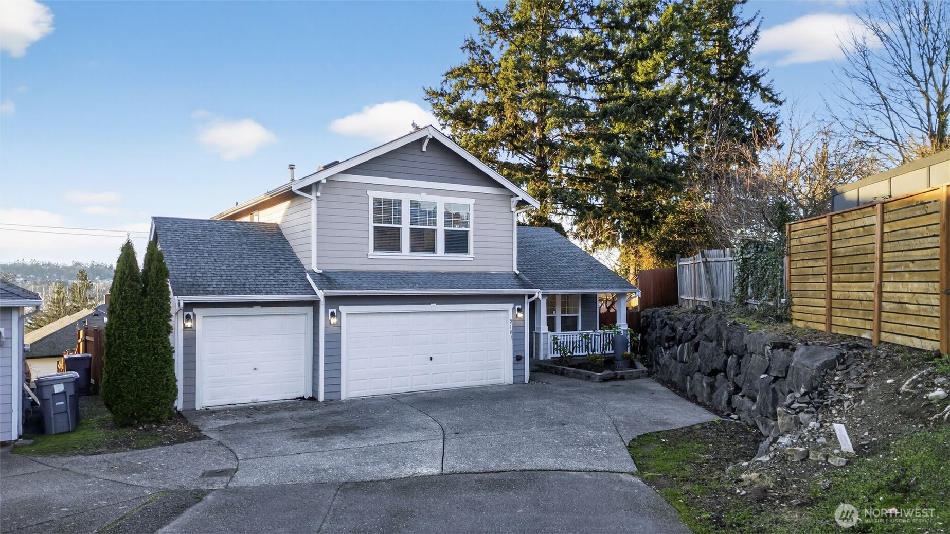 2103 Northeast 6th Circle Renton, WA 98056 - Photo 2 of 38