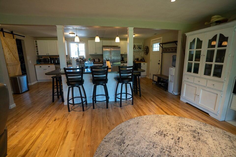 325 Cabbage Lane Phoenix, OR 97535 - Photo 6 of 35 006