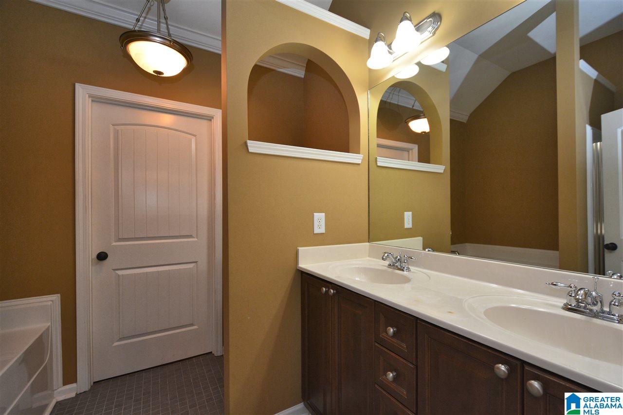 4308 Ridgemont Circle Birmingham, AL 35244 - Photo 32 of 40