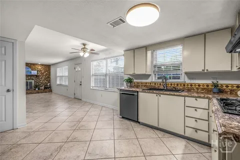 $359,900 | 808 Birchwood Road, Savannah, GA 31419