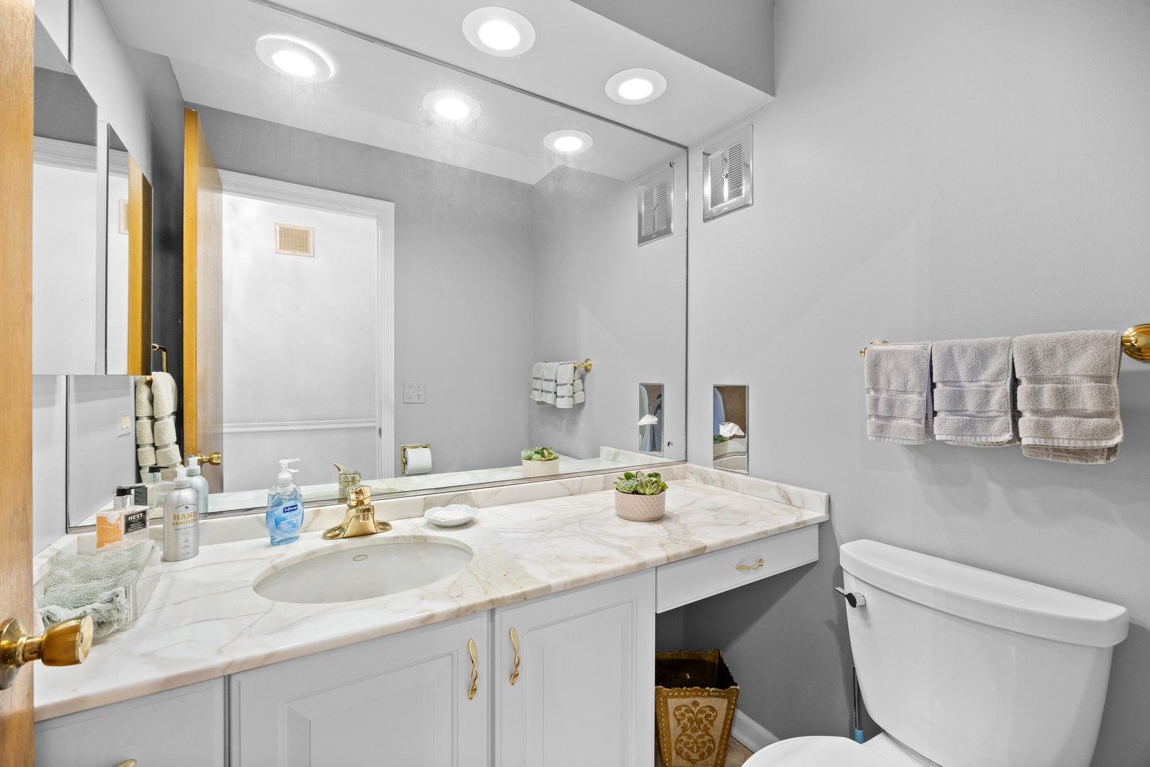 1031 Indian Road Glenview, IL 60025 - Photo 15 of 30