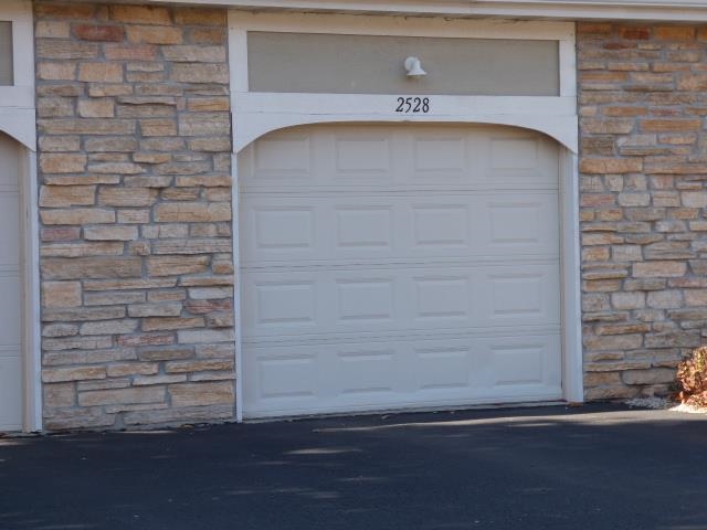 2528 Edgewood Drive Beloit, WI 53511 - Photo 5 of 24