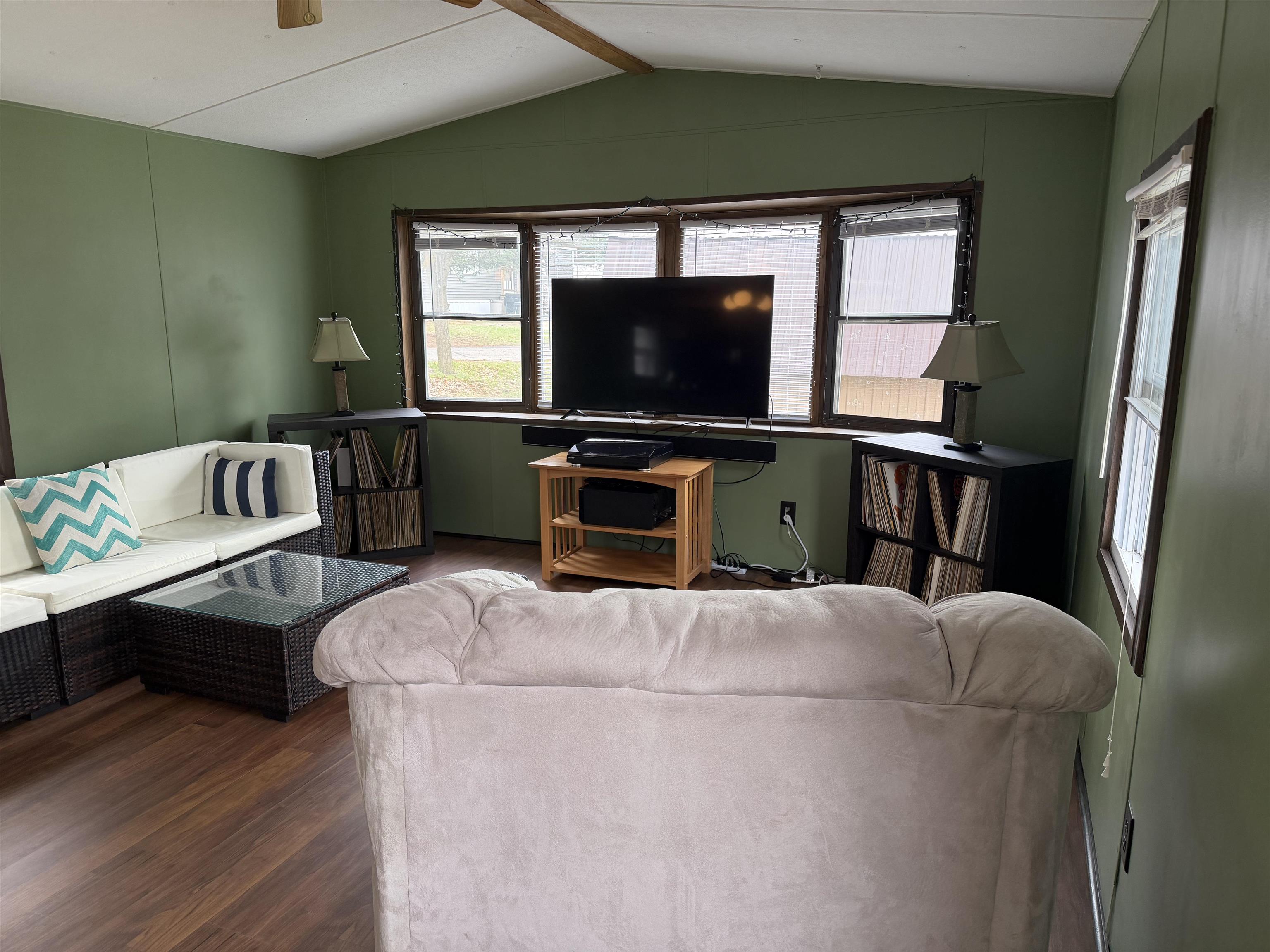 1770 Wisconsin Dells, Unit B2 Wisconsin Dells, WI 53965 - Photo 5 of 41