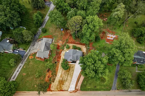 $429,900 | 303 Westwood Drive, McMinnville, TN 37110