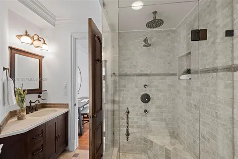 $4,950,000 | 13671 Deering Bay Drive, Coral Gables, FL 33158