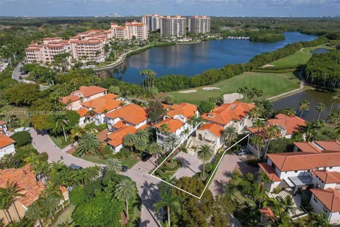$4,950,000 | 13671 Deering Bay Drive, Coral Gables, FL 33158
