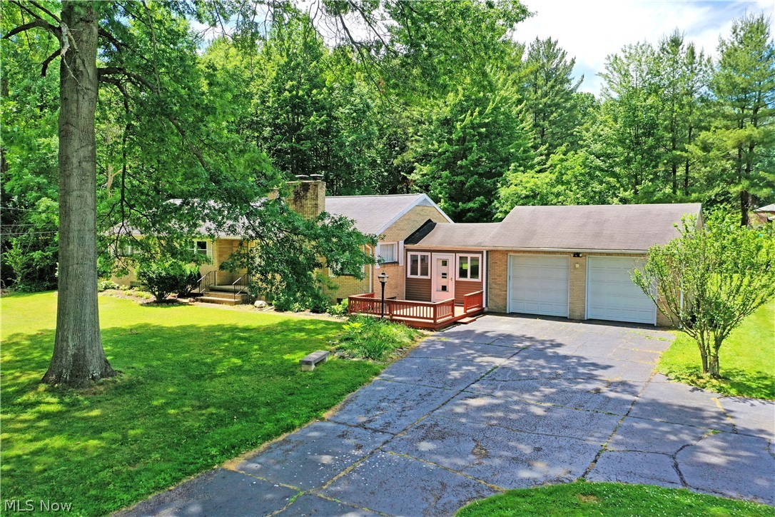 2141 North Road Northeast Warren, OH 44483 - Photo 1 of 50