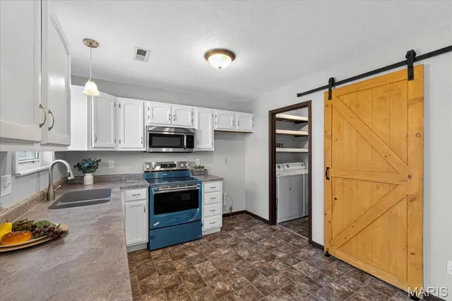 $225,000 | 1 Sunburst Court, Unit 6, St. Peters, MO 63303