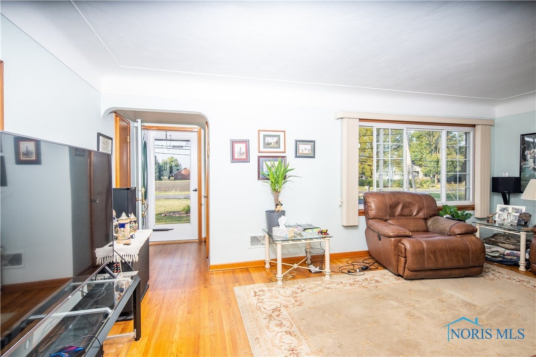 4235 Angola Road Toledo, OH 43615 - Photo 6 of 40 Gallery Image 6
