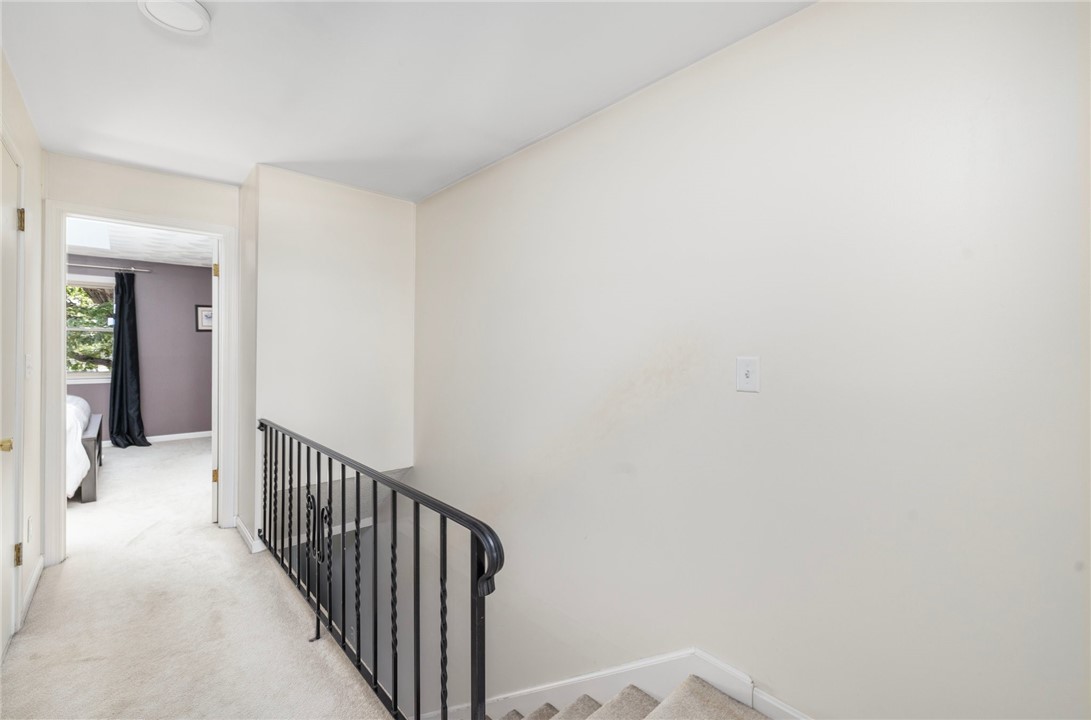 275 Grotto Avenue, Unit 1D Pawtucket, RI 02860 - Photo 19 of 41 2nd floor hallway