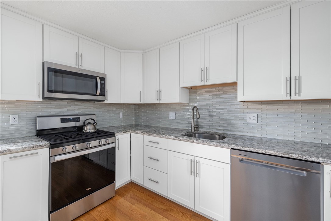 275 Grotto Avenue, Unit 1D Pawtucket, RI 02860 - Photo 3 of 41