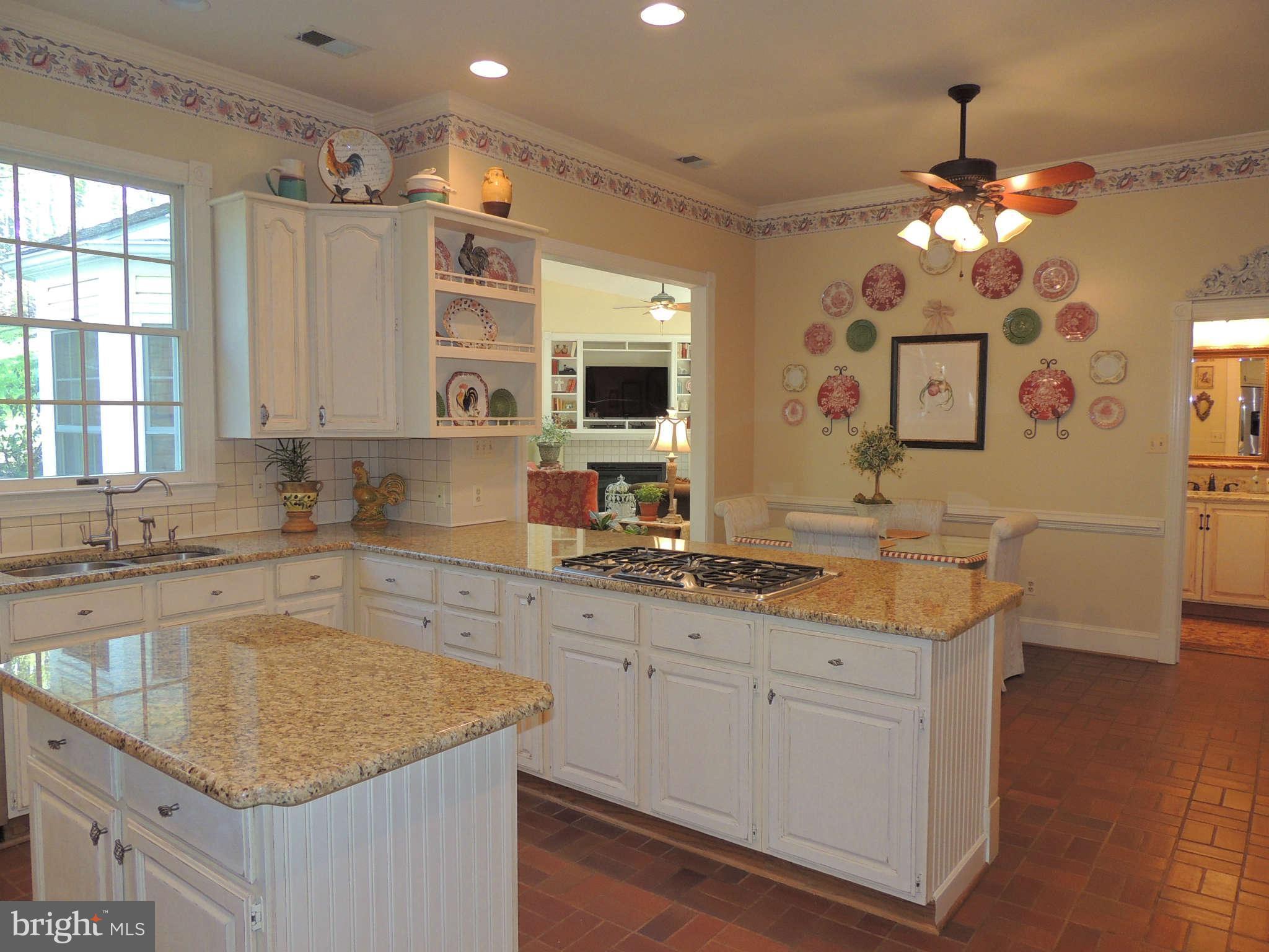6099 Varzara Road Marshall, VA 20115 - Photo 7 of 30 Kitchen