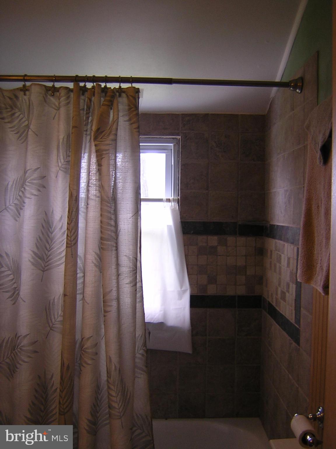 57 Towpath Road Levittown, PA 19056 - Photo 27 of 35 Upstairs Bathroom