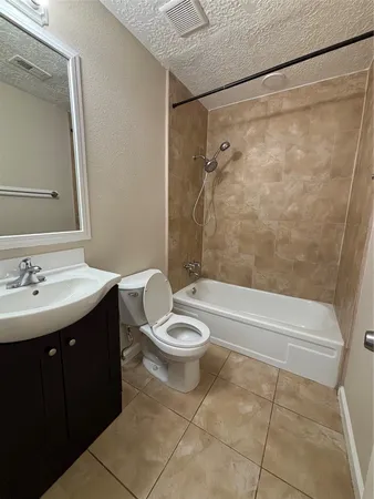 $2,200 | 16610 Forest Bend Avenue, Friendswood, TX 77546