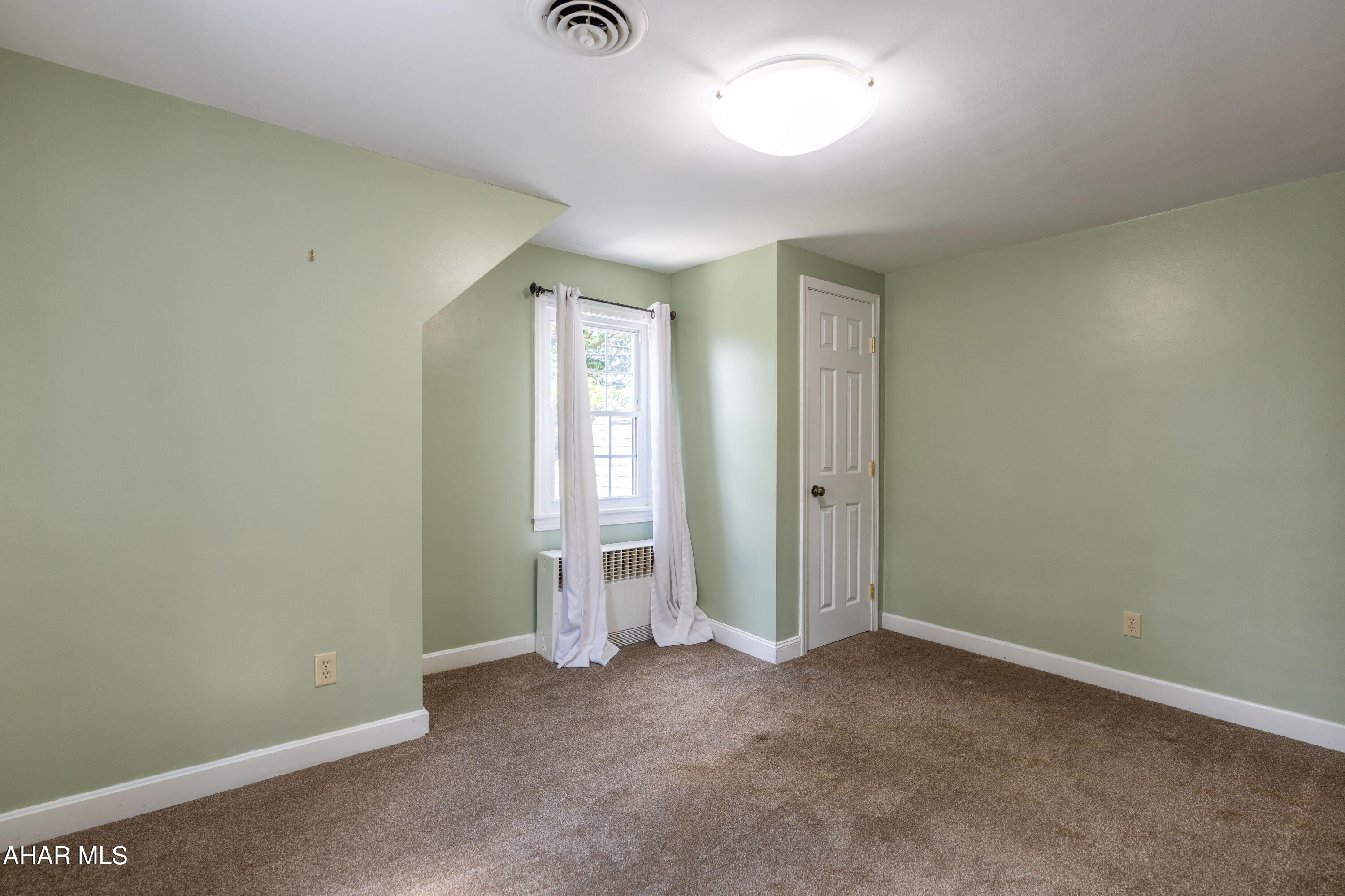 4022 Ridge Avenue Altoona, PA 16602 - Photo 38 of 71