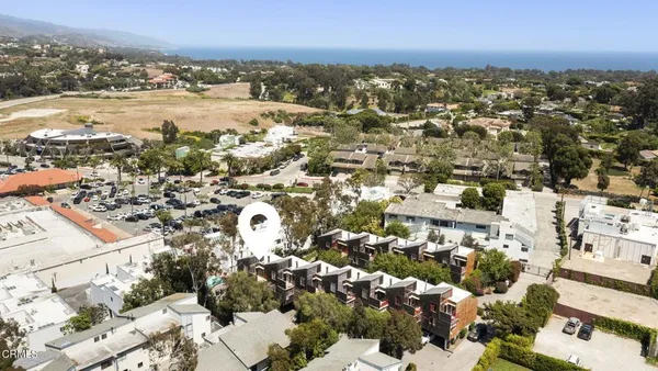 $1,560,700 | 29235 Heathercliff Road, Unit 12, Malibu, CA 90265