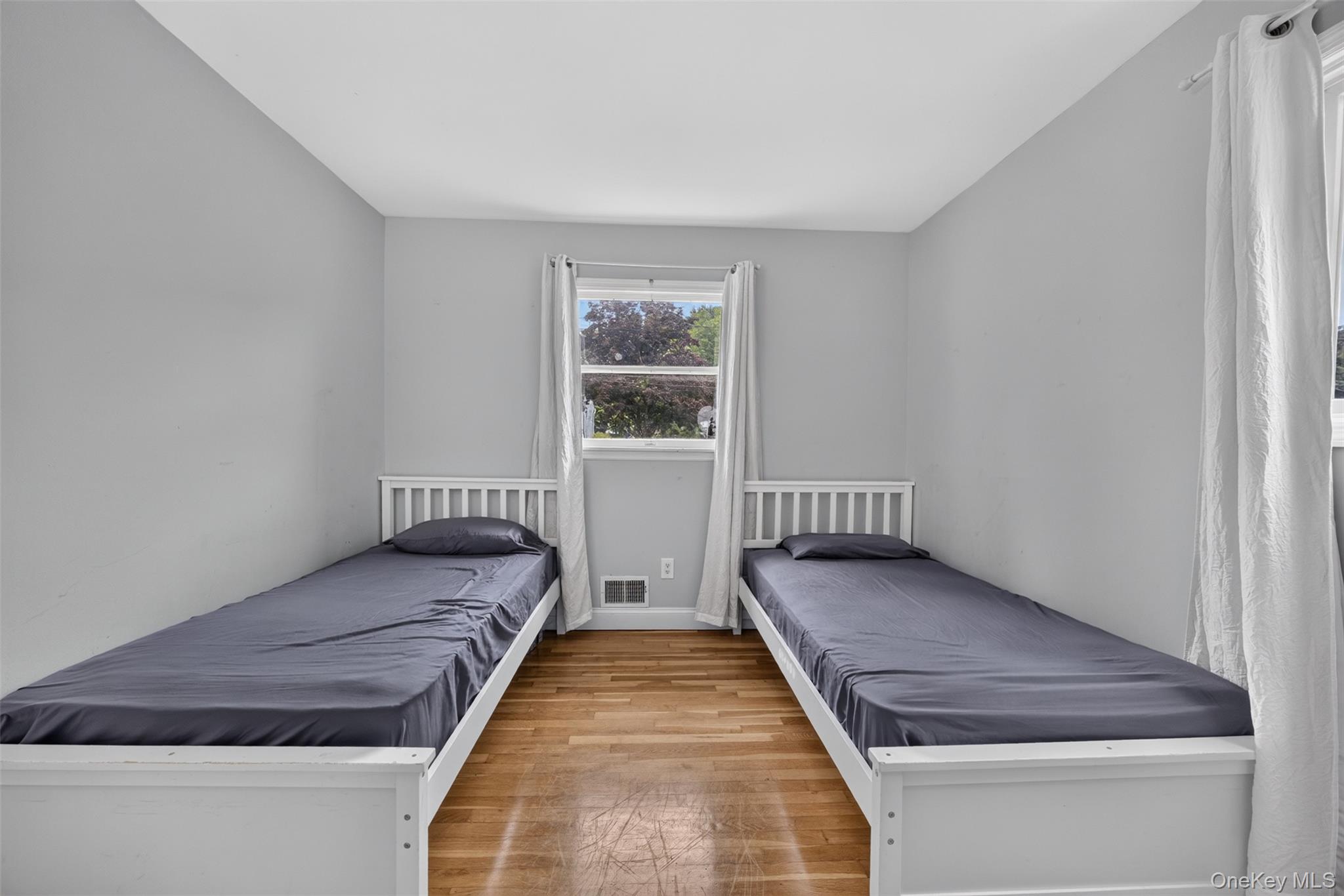 32 Surrey Road Chester, NY 10918 - Photo 23 of 39 Gallery Image 23